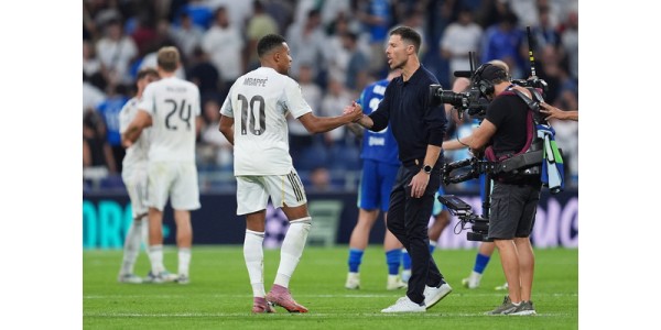 Alguns jogadores nunca perceberam verdadeiramente as ideias táticas de Xabier Alonso